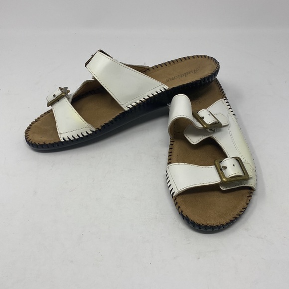 Women's AUDITIONS Slip-On Sandals 8.5